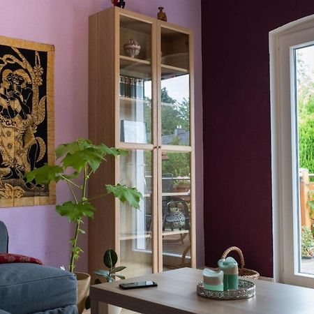 Farbenfrohe Ferienwohnung Детмолд Екстериор снимка