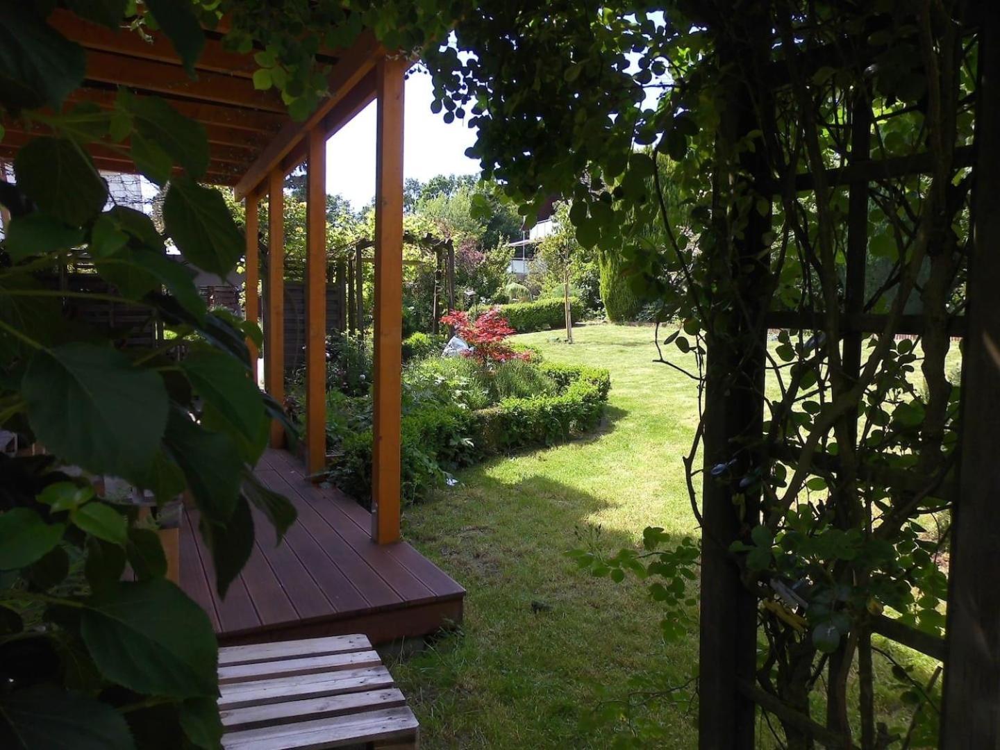 Farbenfrohe Ferienwohnung Детмолд Екстериор снимка